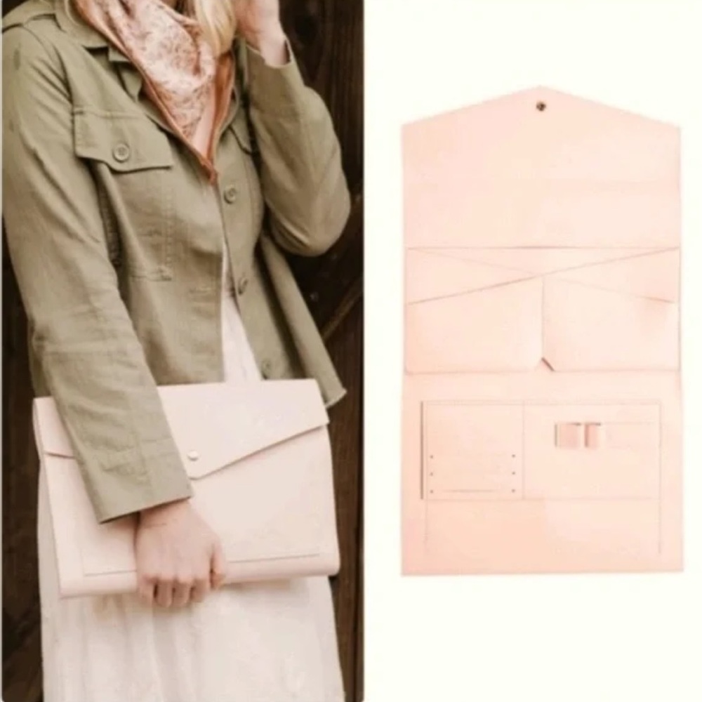 NEW Glass Ladder & Co Megan Portfolio Clutch